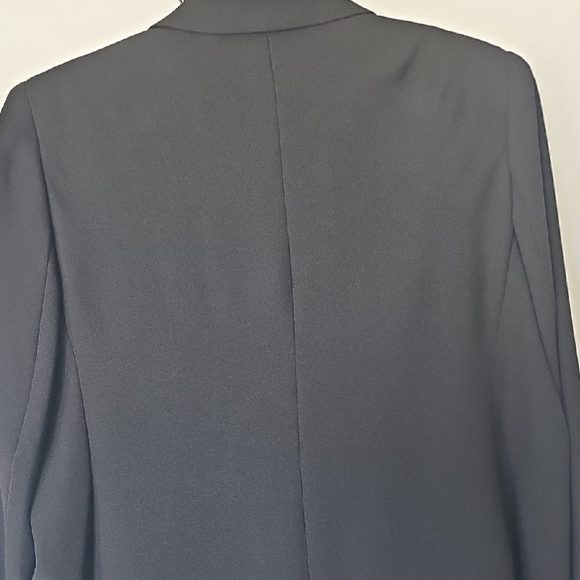 Evan Picone Classic Black Suit Jacket - Picture 5 of 16